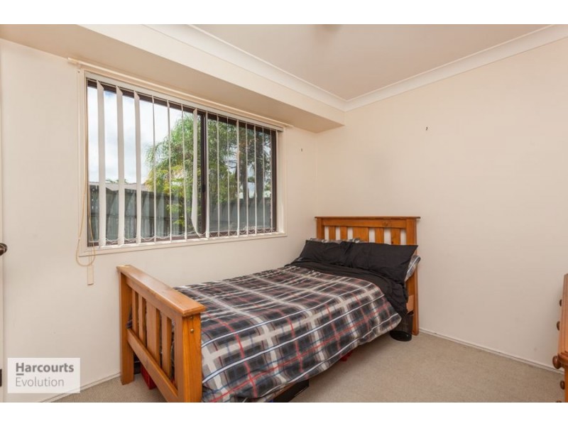 1 Penrith Court, Helensvale QLD 4212