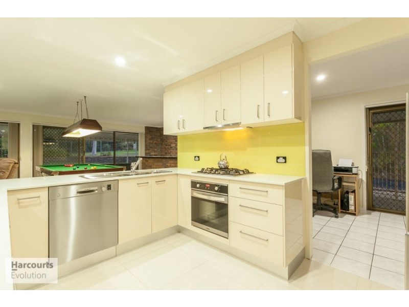 7 Picola Place, Helensvale QLD 4212