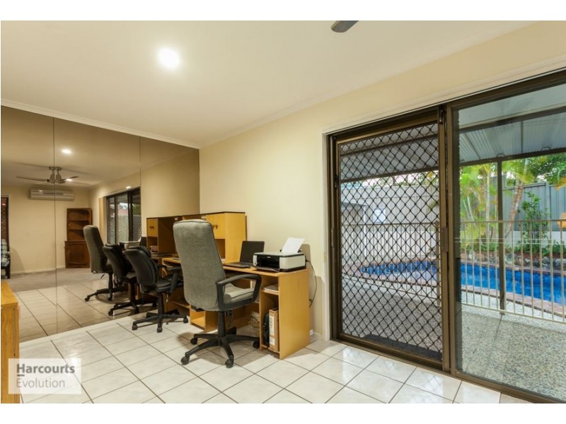 7 Picola Place, Helensvale QLD 4212