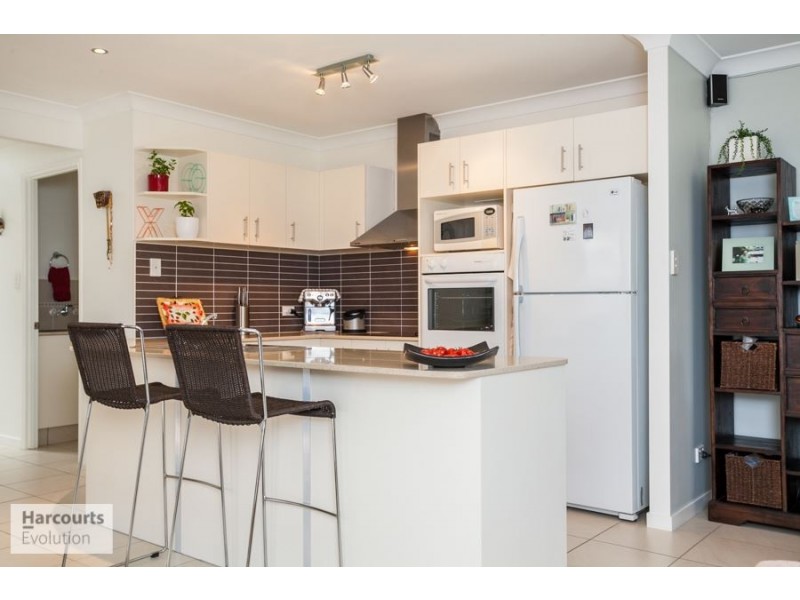 1/21 Ewan Street, Southport QLD 4215