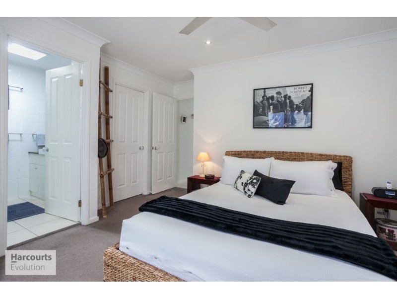 1/21 Ewan Street, Southport QLD 4215