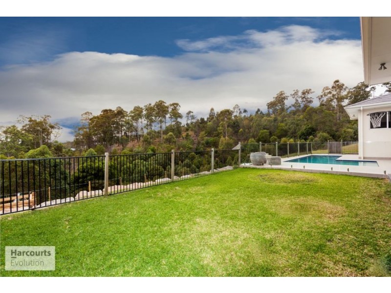 23 Diamantina Cct, Pacific Pines QLD 4211