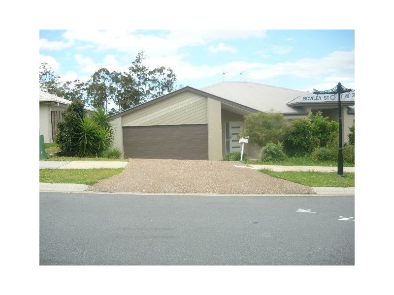 1/1 Bowley Street, Pacific Pines QLD 4211