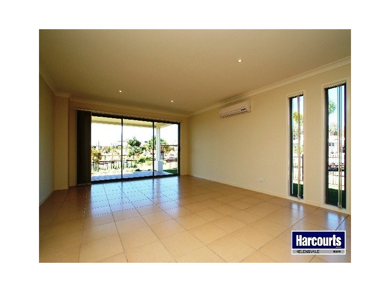 10 Twynam Mews, Pacific Pines QLD 4211