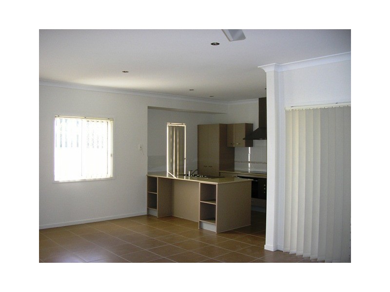 12 Marks Place, Varsity Lakes QLD 4227