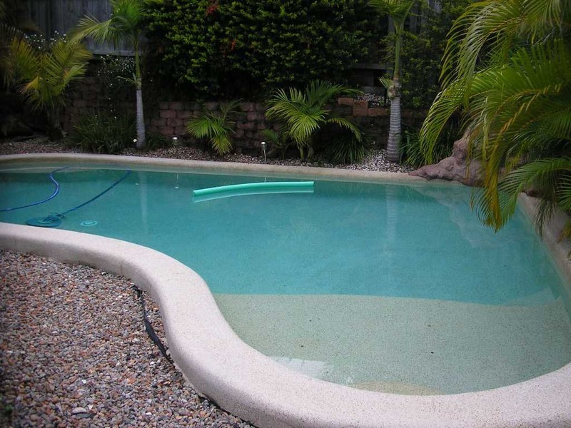 7 Pacific Pines Blvd, Pacific Pines QLD 4211