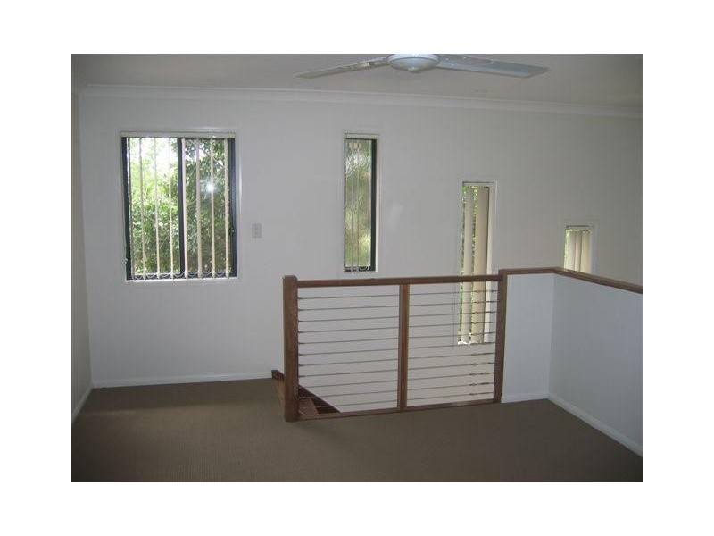 4/100 Imperial Parade, Labrador QLD 4215