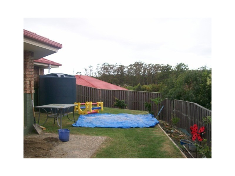 53 Cossington Circuit, Maudsland QLD 4210