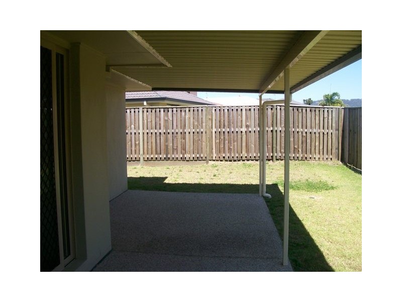 4 Temple Island Circuit, Oxenford QLD 4210