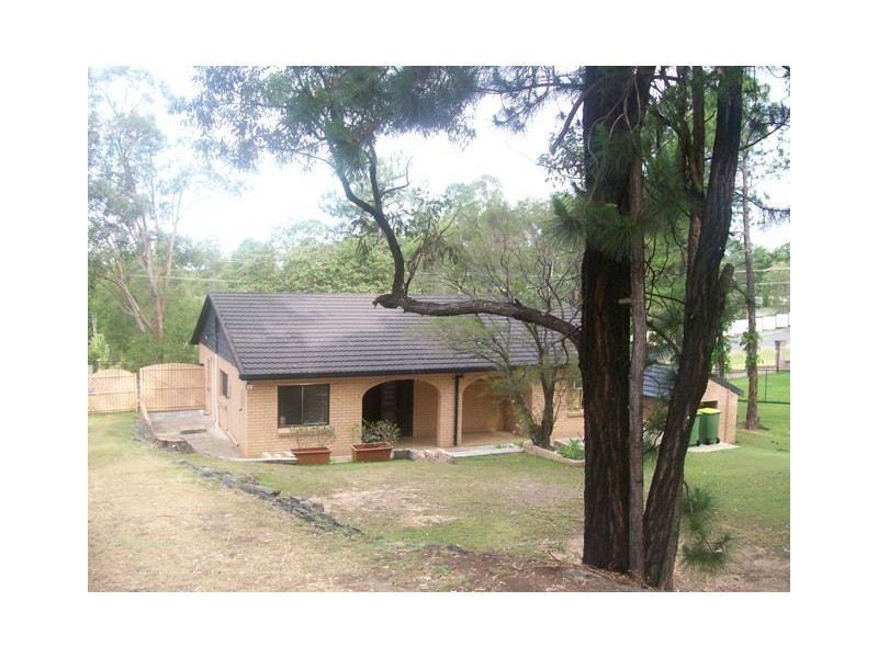 113 Glade Drive, Gaven QLD 4211