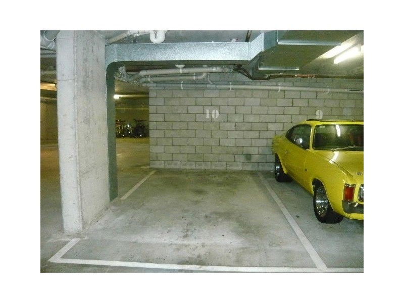 10/7 Illawong Street, Surfers Paradise QLD 4217