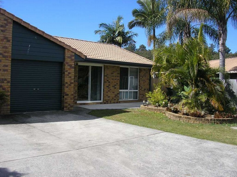 4/6 Riveroak Drive, Helensvale QLD 4212