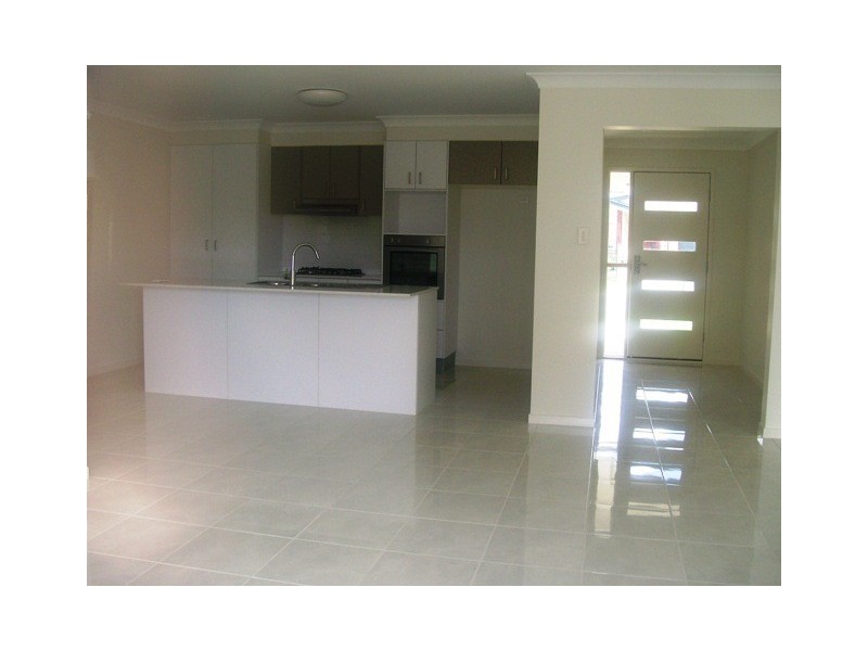 45 Kingsford Road, Upper Coomera QLD 4209