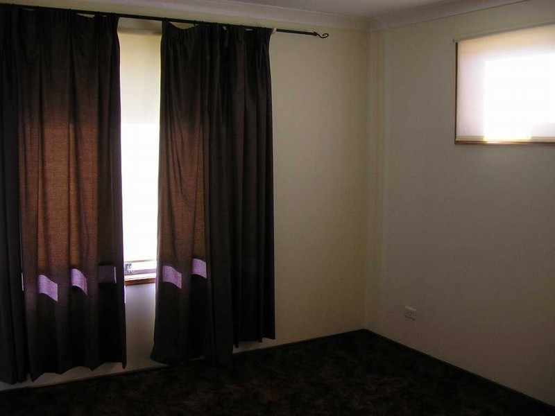 73 Discovery Drive, Helensvale QLD 4212