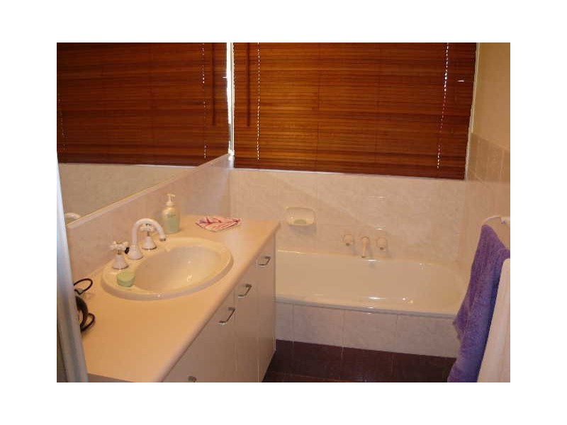 1 Glendale Place, Helensvale QLD 4212