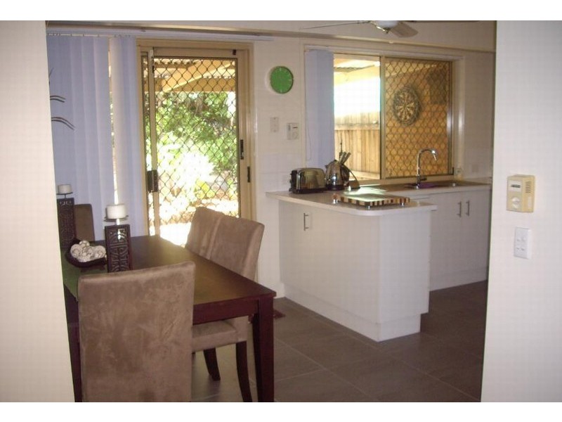 2/11 Vine Court, Oxenford QLD 4210