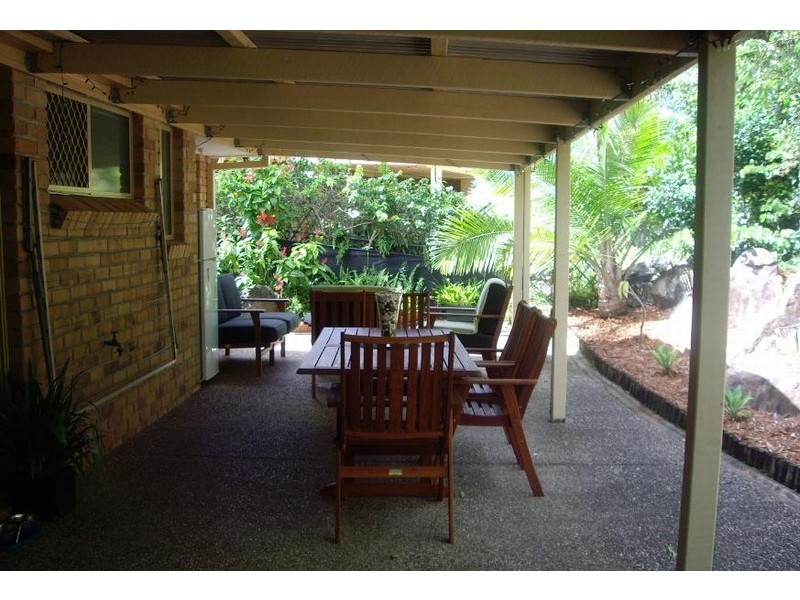 2/11 Vine Court, Oxenford QLD 4210