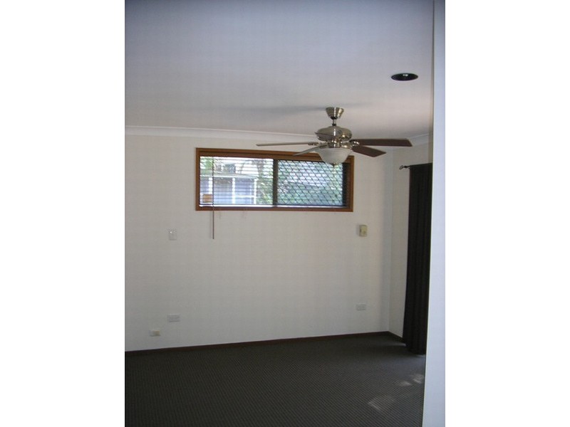 24 Bathurst Court, Helensvale QLD 4212