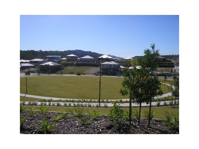 12 Kadie Court, Pacific Pines QLD 4211