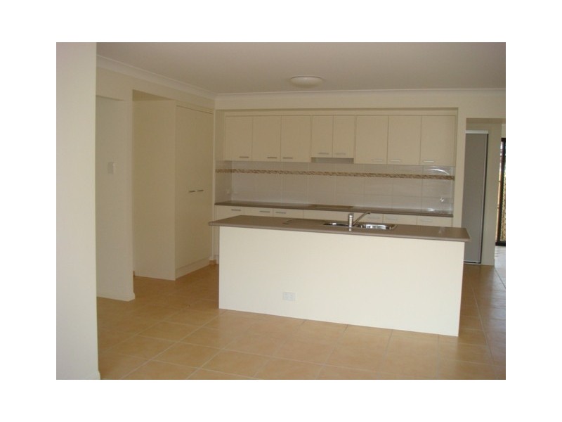 19 Kite Street, Eagleby QLD 4207
