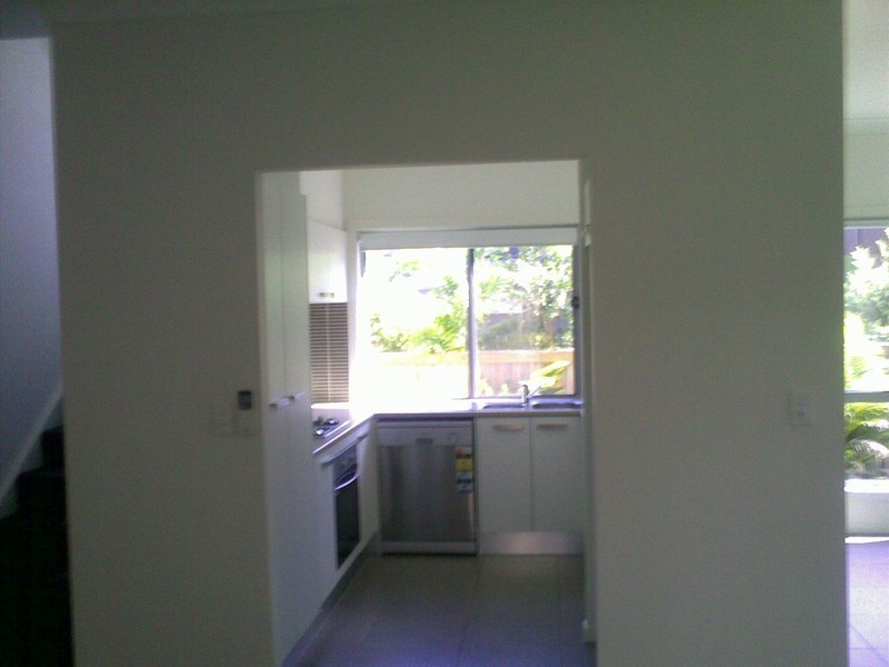 3/16-18 Geoff Wolter Drive, Molendinar QLD 4214