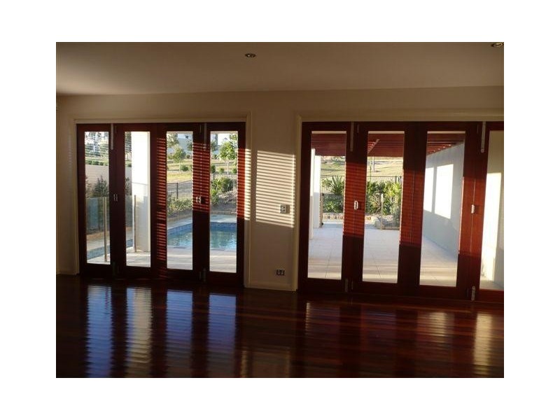 6001a The Boulevard, Benowa QLD 4217