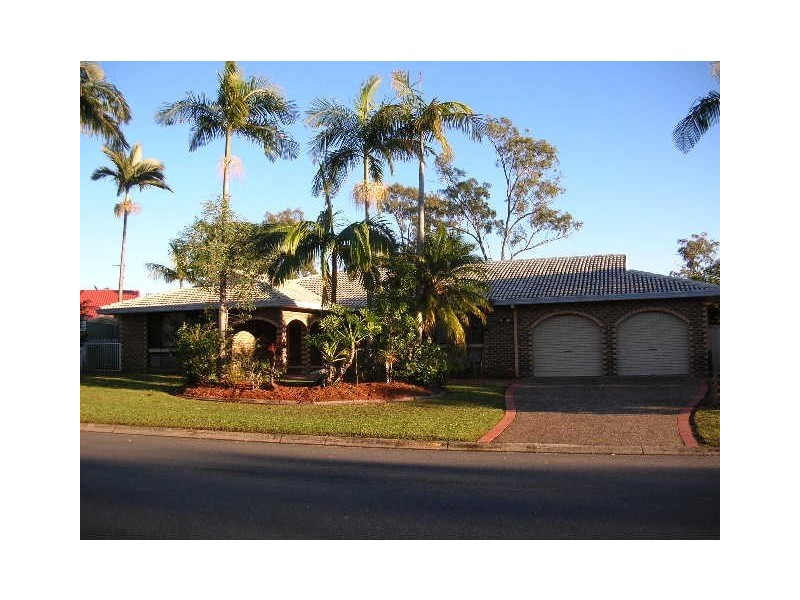 8 Morwell Court, Helensvale QLD 4212