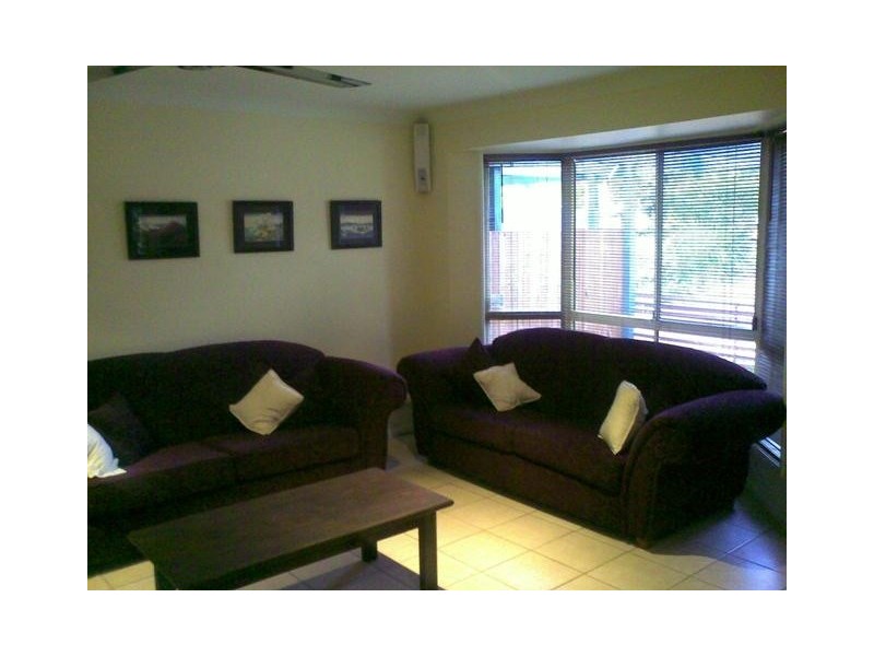 38 Cootharaba Drive, Helensvale QLD 4212