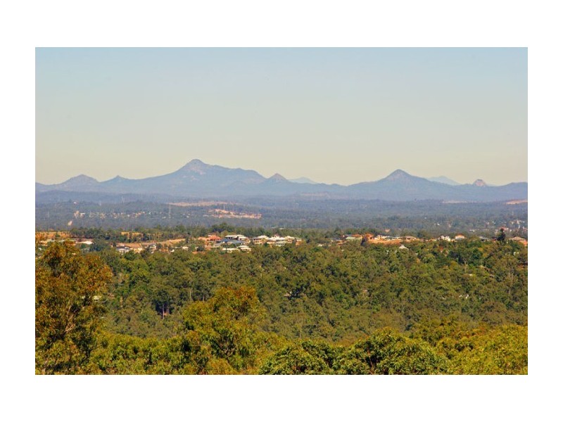 68 Primley St, Pullenvale QLD 4069