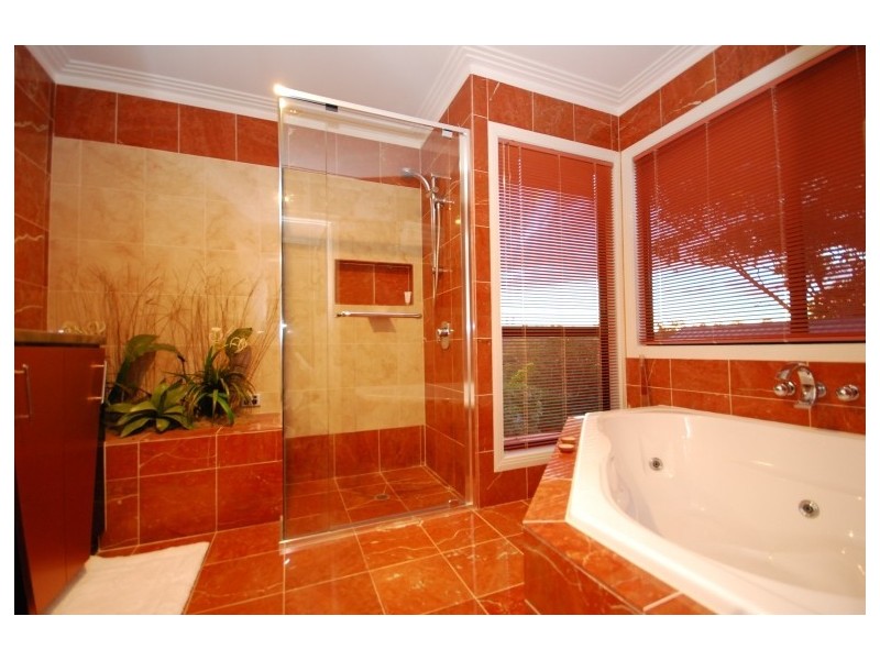 Chapel Hill QLD 4069