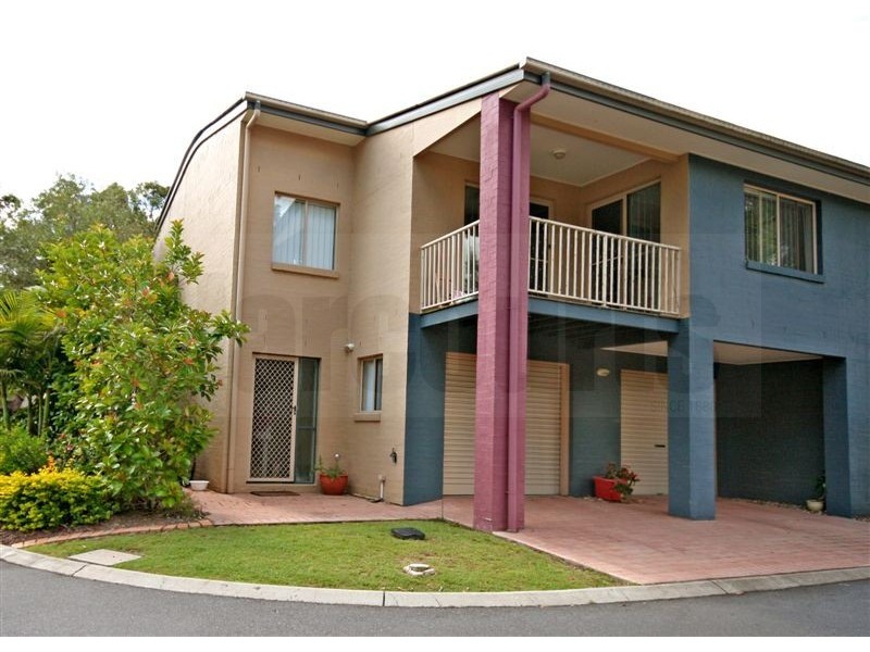 2/78 Brookfield Road, Kenmore QLD 4069