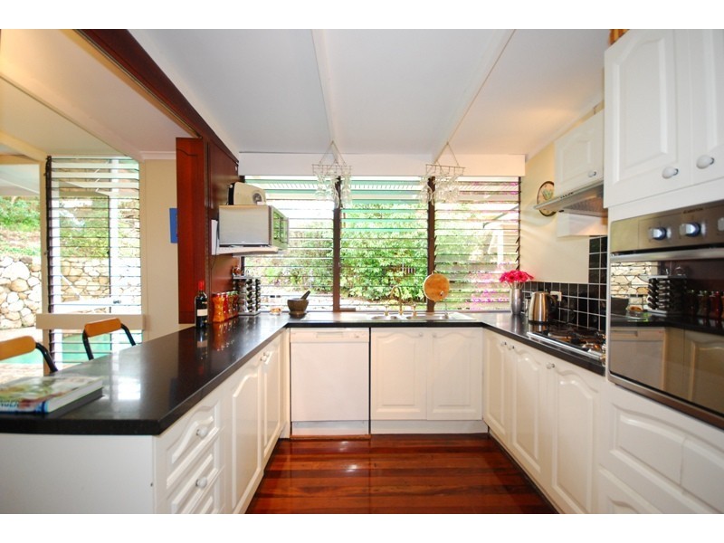 3 Cabramurra Street, Chapel Hill QLD 4069