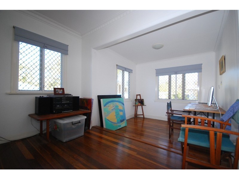 41 Almay, Kenmore QLD 4069