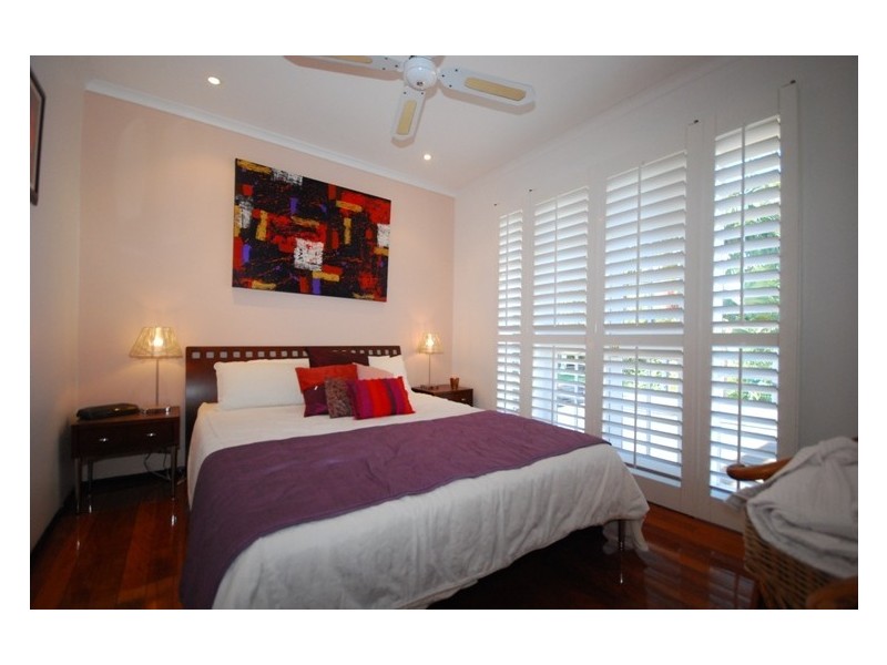 11 Ijong St, Kenmore QLD 4069