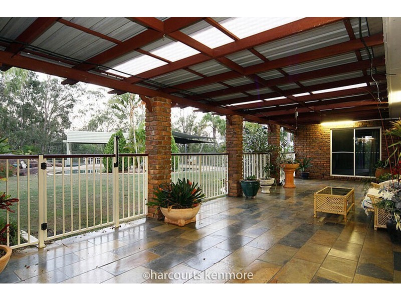 183 Lake Manchester Rd, Mount Crosby QLD 4306