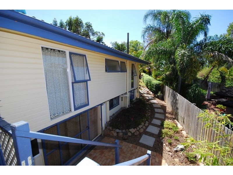 31 Quentin Street, Chapel Hill QLD 4069