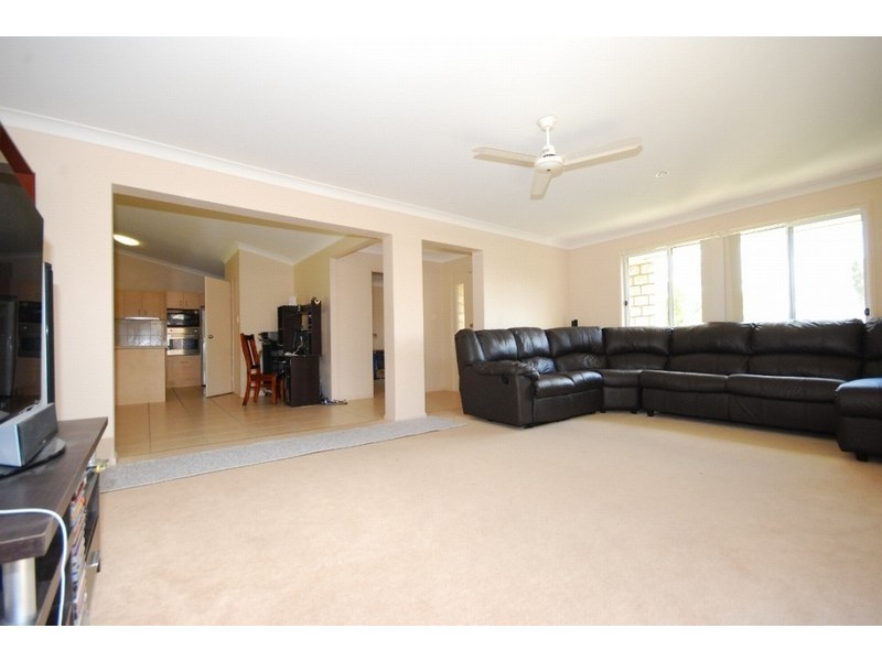 11 Joseph Ave, Moggill QLD 4070