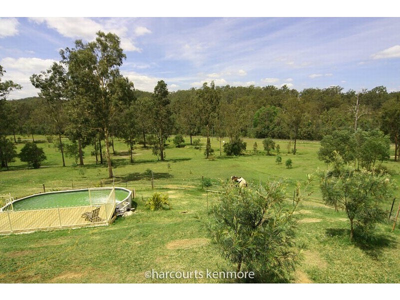 10 Ben Varden Ave, Mount Crosby QLD 4306