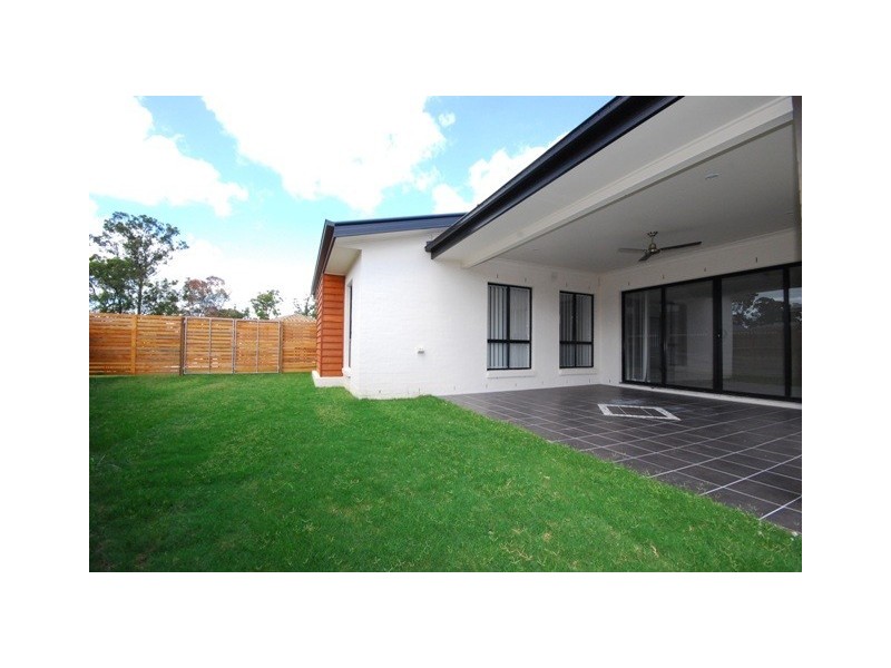 134 Beaufort Cres, Moggill QLD 4070