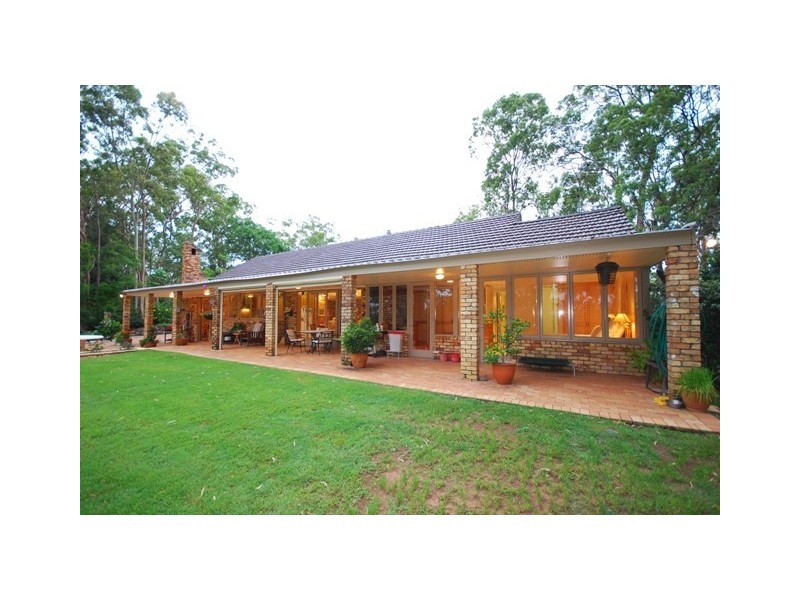 90 Herron Road, Pullenvale QLD 4069