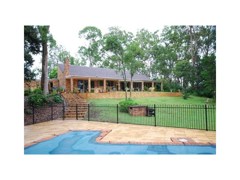 90 Herron Road, Pullenvale QLD 4069
