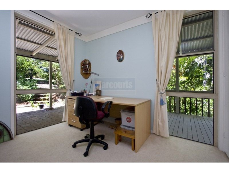 39 Mountain Vista Court, Mount Crosby QLD 4306