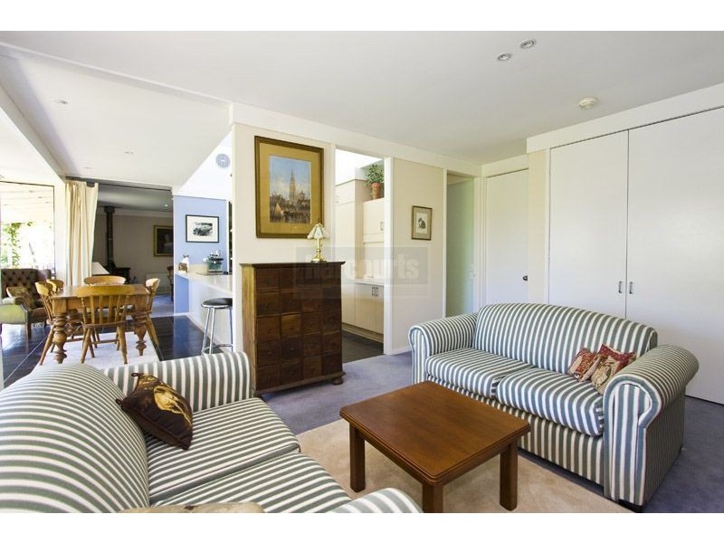 39 Mountain Vista Court, Mount Crosby QLD 4306