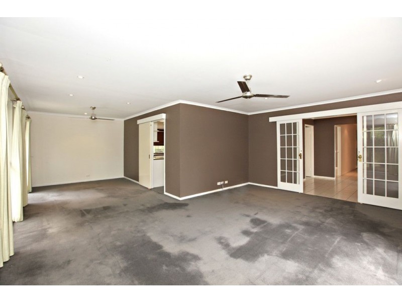 16 Banyan Street, Bellbowrie QLD 4070