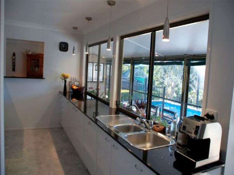 15 Allspice Street, Bellbowrie QLD 4070