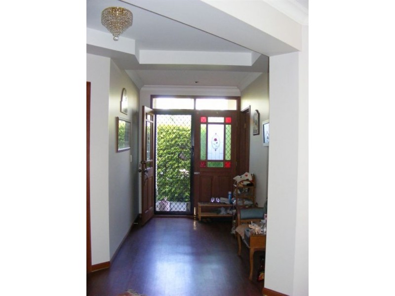 4 Haase Place, Bellbowrie QLD 4070