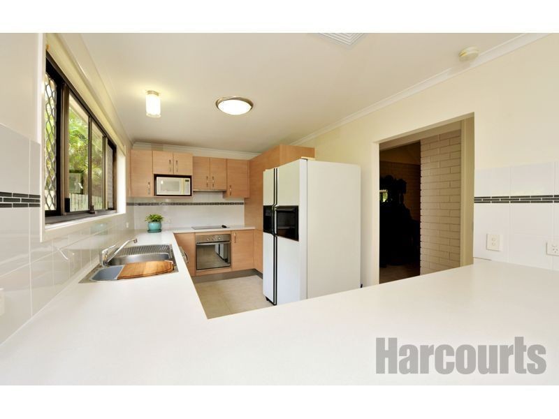 134 Fig Tree Pocket Road, Chapel Hill QLD 4069