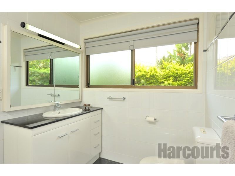 134 Fig Tree Pocket Road, Chapel Hill QLD 4069