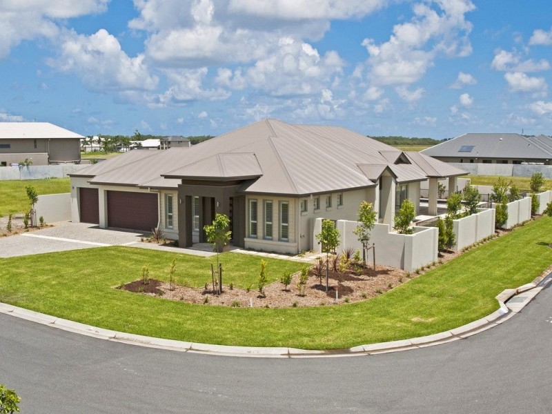 16 Sunset Place, Jacobs Well QLD 4208