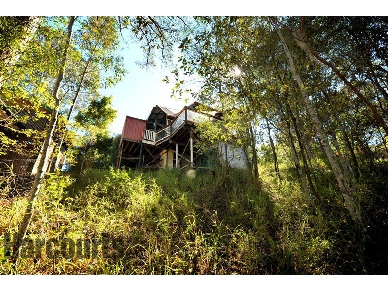 157 College Road, Karana Downs QLD 4306